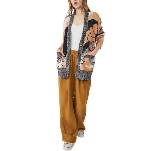 FREE PEOPLE AUGUST SZ LARGE CARDIGAN - PEACH PETALS COMBO - Picture 3 of 7